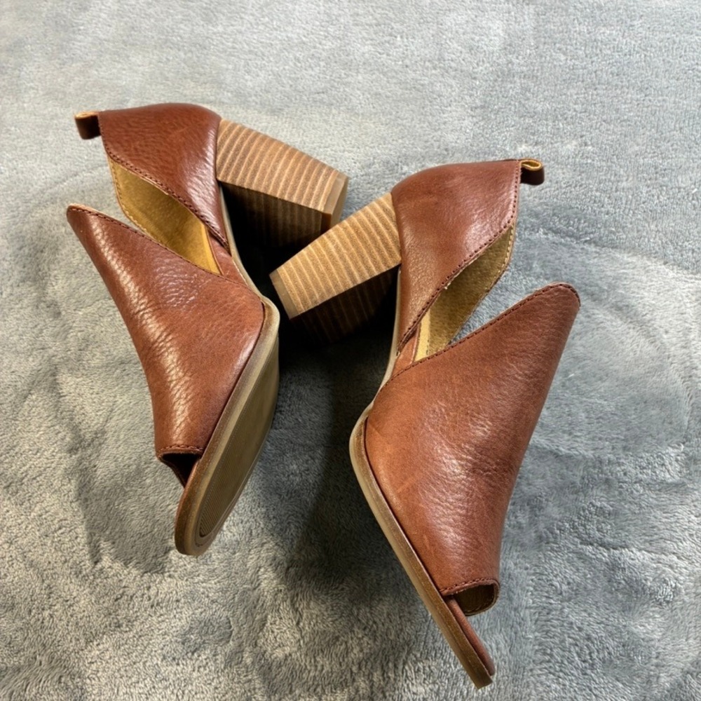 Lucky Brand Junai Brown Leather Peep Toe Cutout 3" Block Heel Booties Size 7M - Picture 7 of 16
